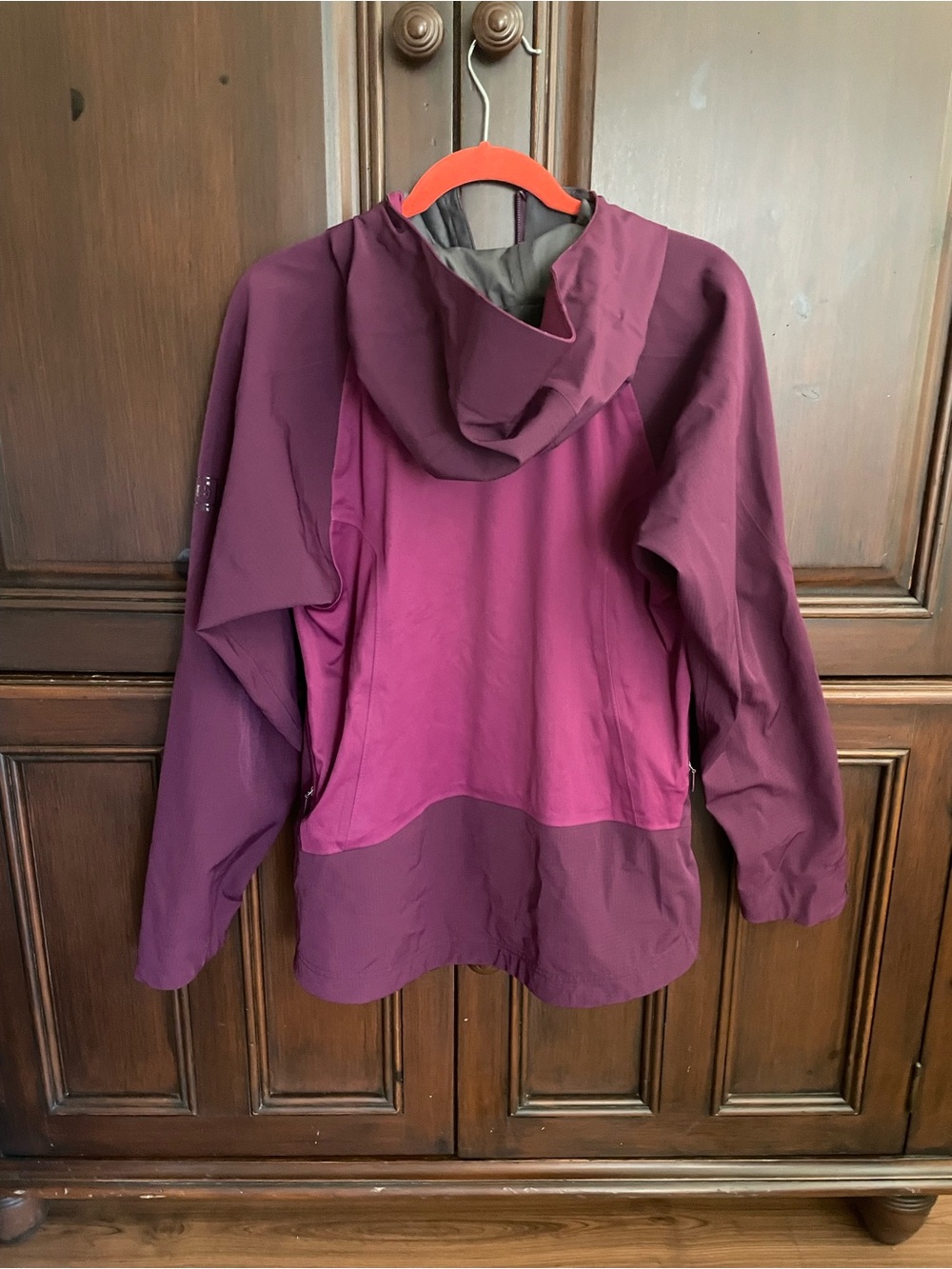 REI Two-Tone Plum Hooded Jacket - Water Resistant Outdoor Shell, Women’s M - Picture 2 of 10